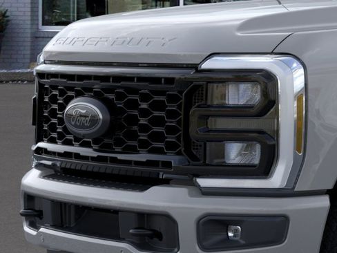 New 2026 Ford F350 Lariat w/ Black Appearance Package image 17