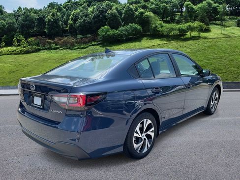Used 2025 Subaru Legacy Premium w/ Popular Package #1 AWD/4WD image 5