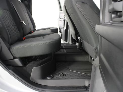 New 2026 RAM 2500 Tradesman AWD/4WD image 19