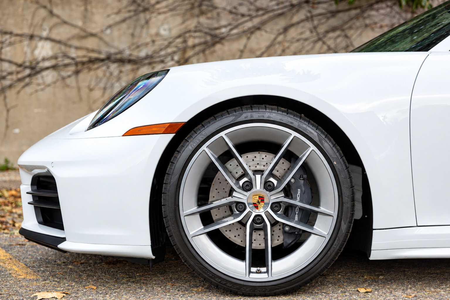Used 2025 Porsche 911 Carrera RWD image 9