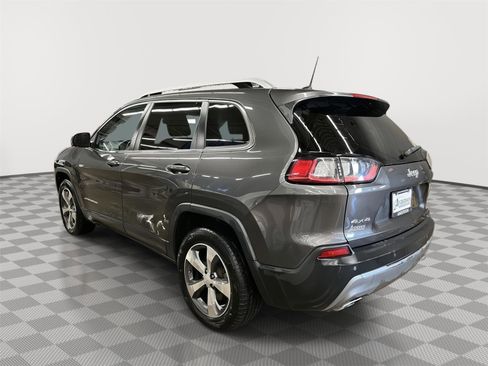 Used 2020 Jeep Cherokee Limited image 7
