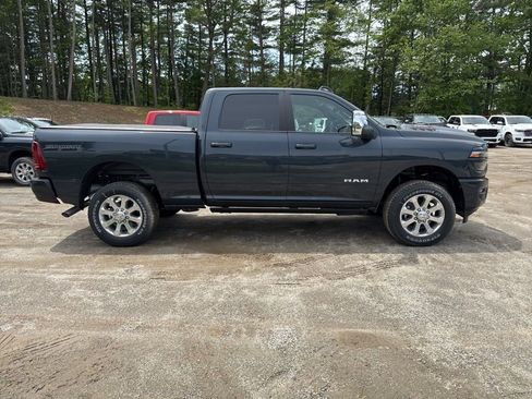 New 2026 RAM 2500 Laramie AWD/4WD image 6