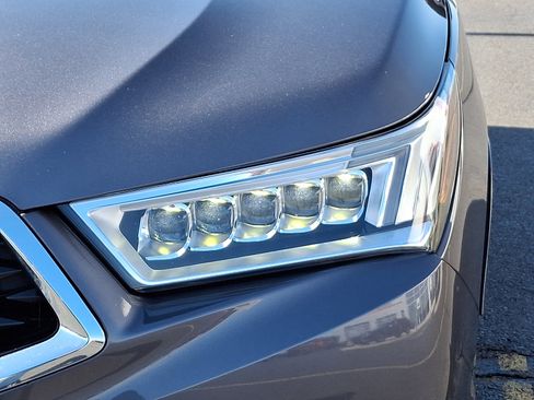 Used 2020 Acura MDX SH-AWD w/ Technology Package image 9