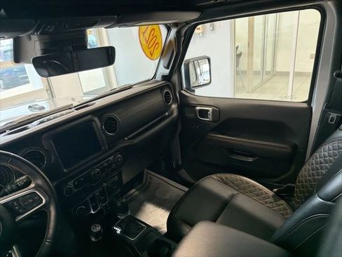 Used 2021 Jeep Wrangler Unlimited Sahara AWD/4WD image 29