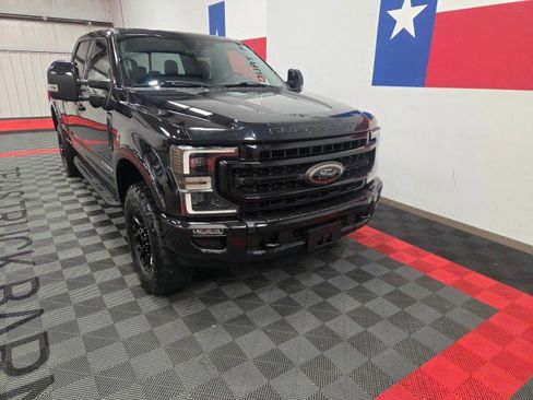 Used 2020 Ford F250 Lariat image 16