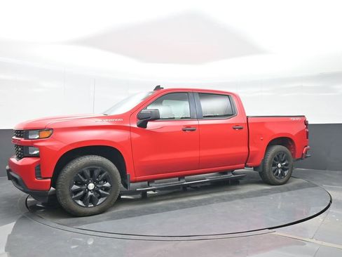 Used 2021 Chevrolet Silverado 1500 Custom image 2
