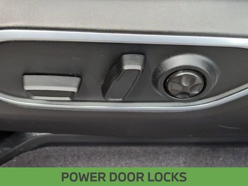 Used 2024 Jeep Wagoneer Series II w/ Flexible Seating Group image 14