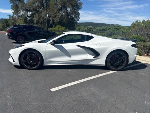 Used 2023 Chevrolet Corvette Stingray Coupe w/ Z51 Performance Package RWD image 2