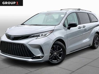 Used 2025 Toyota Sienna XSE w/ XSE Plus Package