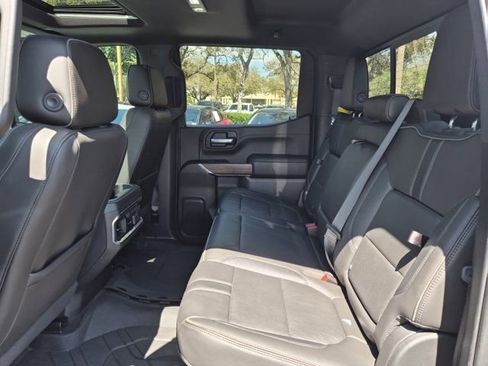 Used 2020 Chevrolet Silverado 1500 High Country w/ Technology Package image 16