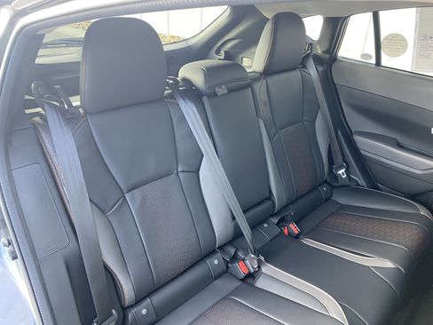 New 2026 Subaru Crosstrek 2.5i Limited w/ Crosstrek Mirror Package image 13