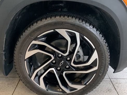 Used 2024 Chevrolet TrailBlazer RS w/ Convenience Package image 17