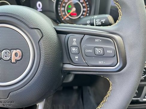 Used 2024 Jeep Wrangler Sport AWD/4WD image 25