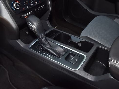Used 2018 Ford Escape SE FWD image 30