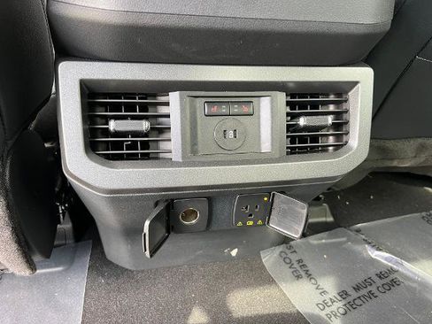 Used 2023 Ford F250 Lariat w/ Lariat Ultimate Package image 31