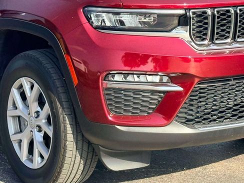 Used 2022 Jeep Grand Cherokee Limited AWD/4WD image 8