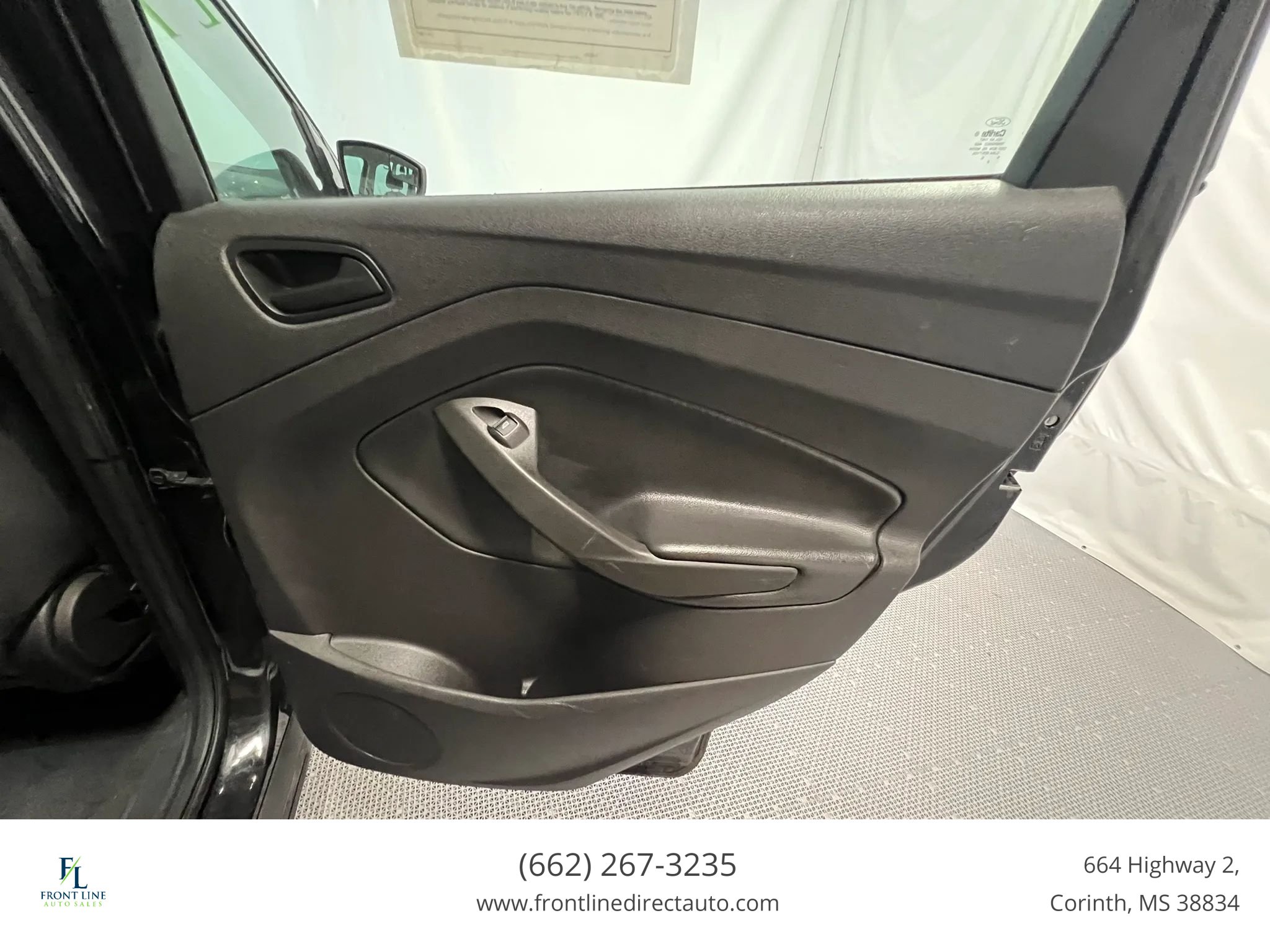Used 2015 Ford Escape S FWD image 23