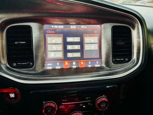 Used 2019 Dodge Charger Scat Pack w/ Daytona Edition image 49