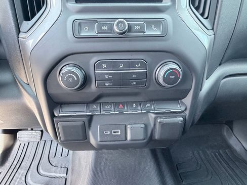 Used 2021 Chevrolet Silverado 1500 Custom image 16