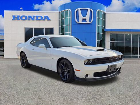 Used 2022 Dodge Challenger R/T w/ Plus Package RWD image 16