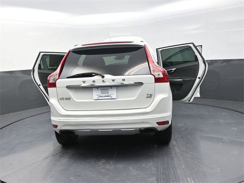 Used 2016 Volvo XC60 T5 Premier image 30