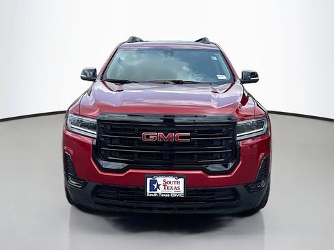 Used 2023 GMC Acadia SLE w/ Driver Convenience Package FWD image 2