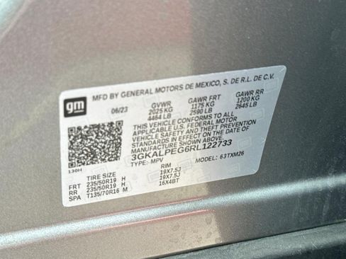 Used 2024 GMC Terrain SLT w/ Elevation Edition FWD image 19