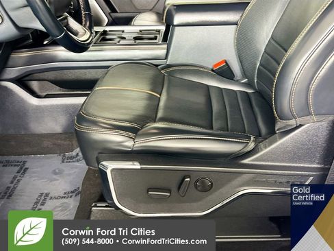 Used 2023 Ford F450 Platinum w/ FX4 Off-Road Package AWD/4WD image 23