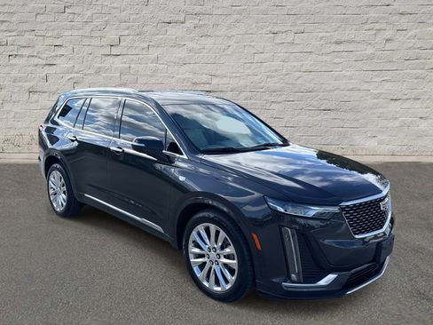Used 2020 Cadillac XT6 Premium Luxury image 3
