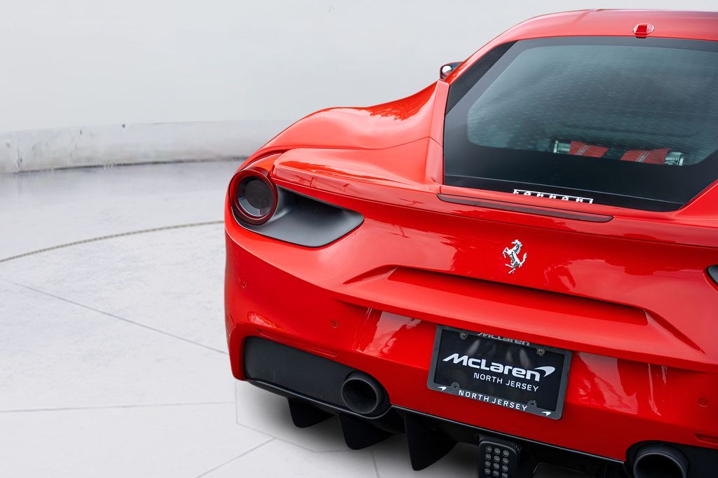 Used 2016 Ferrari 488 GTB RWD image 16
