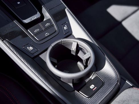 Used 2026 Porsche 911 Carrera GTS w/ Premium Package image 57