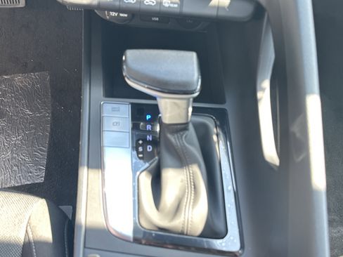 New 2026 Hyundai Elantra SE FWD image 19