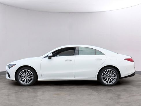 New 2025 Mercedes-Benz CLA 250 4MATIC image 15