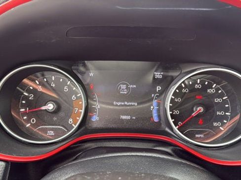 Used 2019 Jeep Compass Trailhawk w/ Leather Interior Group AWD/4WD image 15