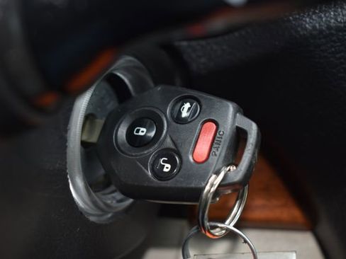 Used 2013 Subaru Outback 2.5i Limited w/ Moonroof Pkg AWD/4WD image 26