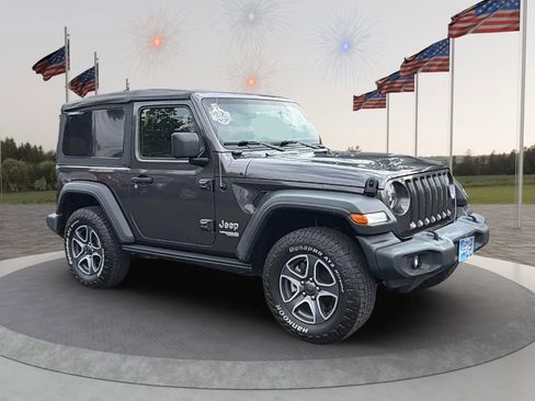 Used 2020 Jeep Wrangler Sport AWD/4WD image 9