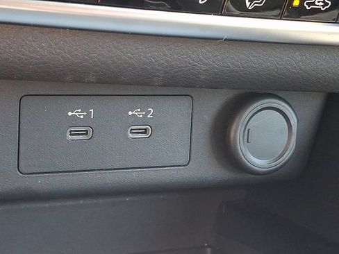 Certified 2026 Nissan Rogue SV FWD image 25