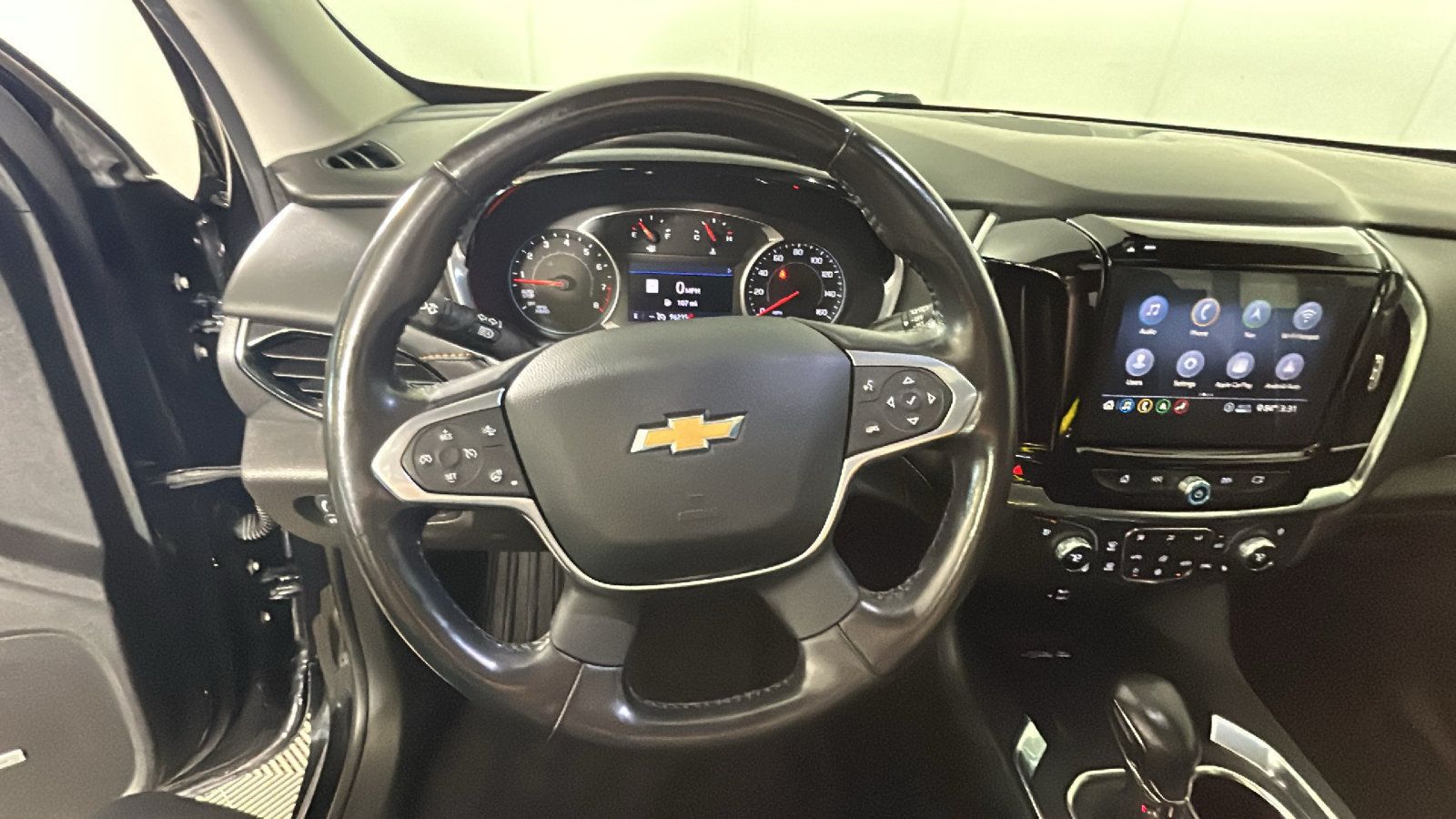 Used 2021 Chevrolet Traverse Premier w/ Redline Edition AWD/4WD image 16
