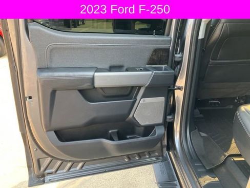 Used 2023 Ford F250 Lariat w/ Sport Appearance Package image 18