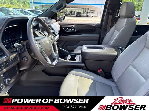 Certified 2022 Chevrolet Tahoe LT w/ Luxury Package AWD/4WD image 9