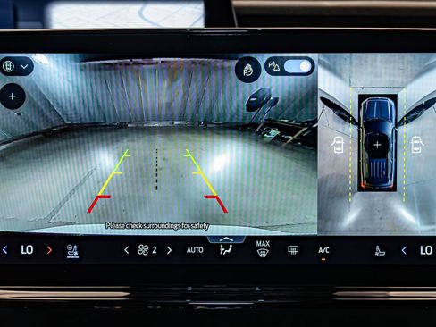 Used 2025 Ford Expedition Tremor image 23