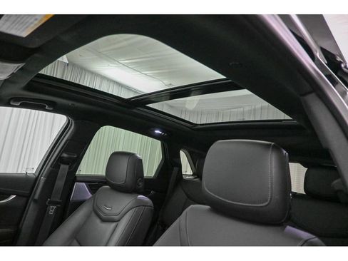 Certified 2023 Cadillac XT5 Premium Luxury w/ Technology Package image 35