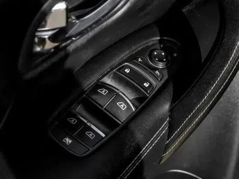 Used 2020 Nissan Armada SL w/ Premium Package image 47