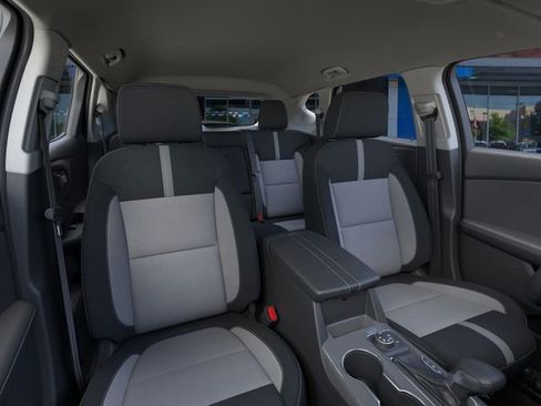 New 2025 Chevrolet Blazer LT w/ Convenience Package image 16