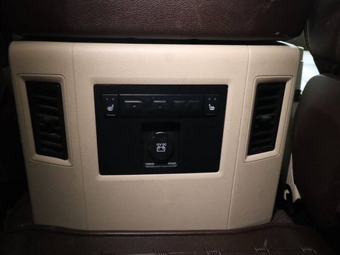 Used 2017 RAM 3500 Laramie Longhorn w/ Cold Weather Group AWD/4WD image 31