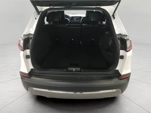 Used 2022 Jeep Cherokee Limited w/ Elite Package AWD/4WD image 14