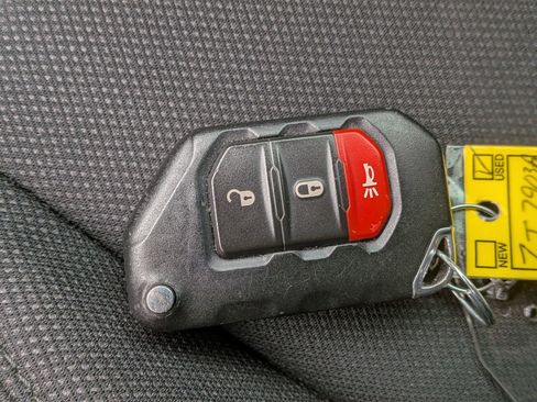 Used 2020 Jeep Wrangler Unlimited Sport image 38