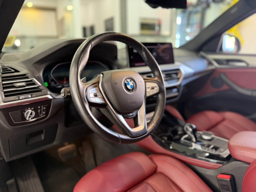 Used 2022 BMW X4 xDrive30i w/ Convenience Package AWD/4WD image 11