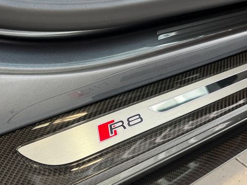 Used 2022 Audi R8 V10 performance AWD/4WD image 31