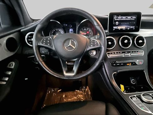 Certified 2019 Mercedes-Benz GLC 300 4MATIC image 6